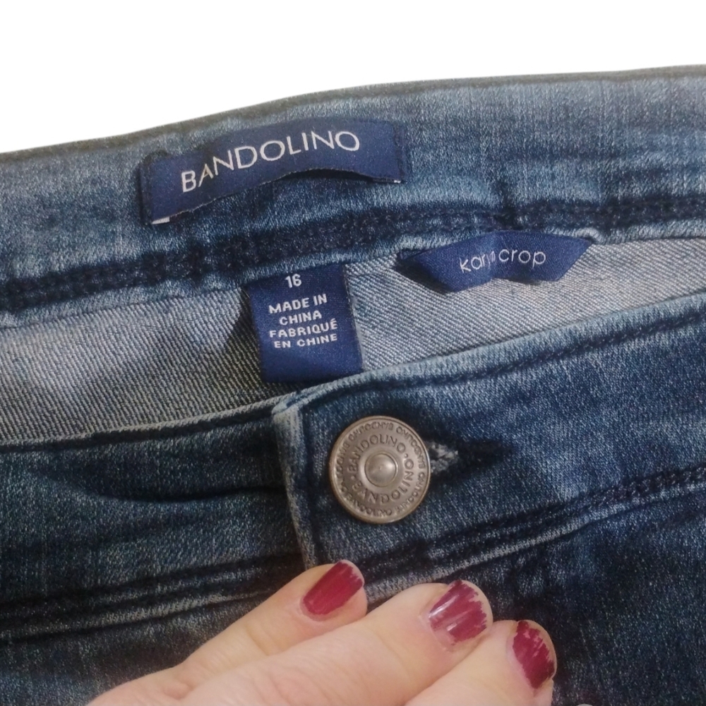 Bandolino Women's Embroidered Medium Blue Jeans Size 16 - Picture 4 of 6